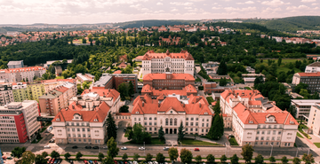 Fakulta stavební je největší a nejstarší fakultou VUT s více než 120letou tradicí. 