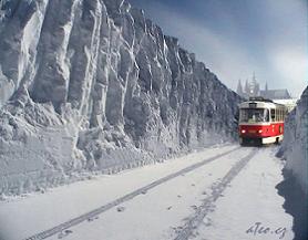 Problmy se snhem maj i tramvaje
